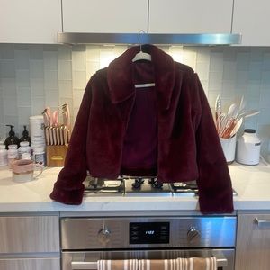 Cropped faux fur coat